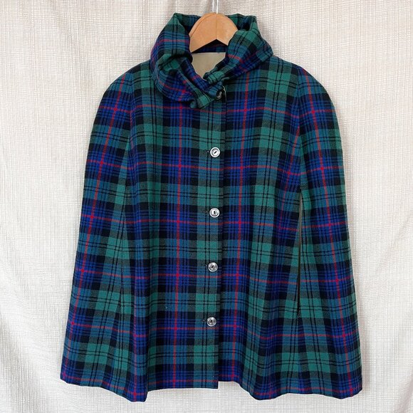 Vintage Jackets & Blazers - VINTAGE Hunter Green Tartan Plaid Wool Cape Cottage Core Preppy Cloak Coat P…
